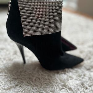 Barbara Bui booties 38